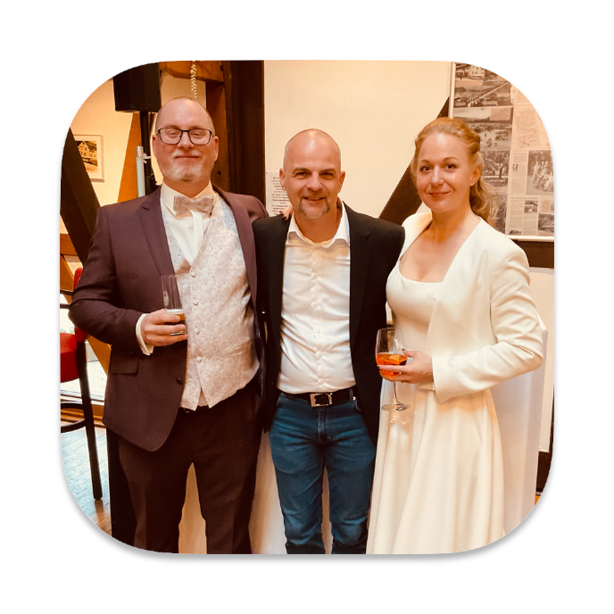 Das Hochzeitspaar Bernhard und Alexandra bei DJ-Postupa